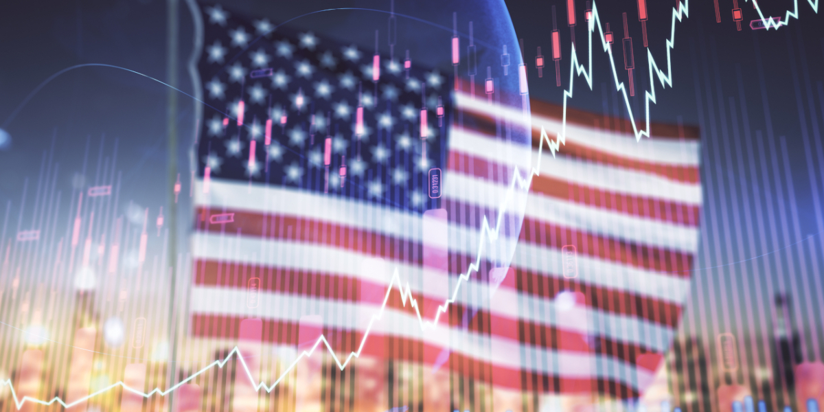 Słupki wykresów na tle flagi USA