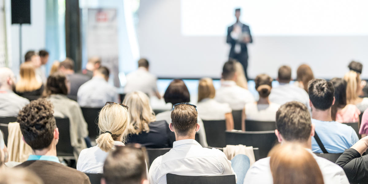 Widok sali z uczestnikami konferencji