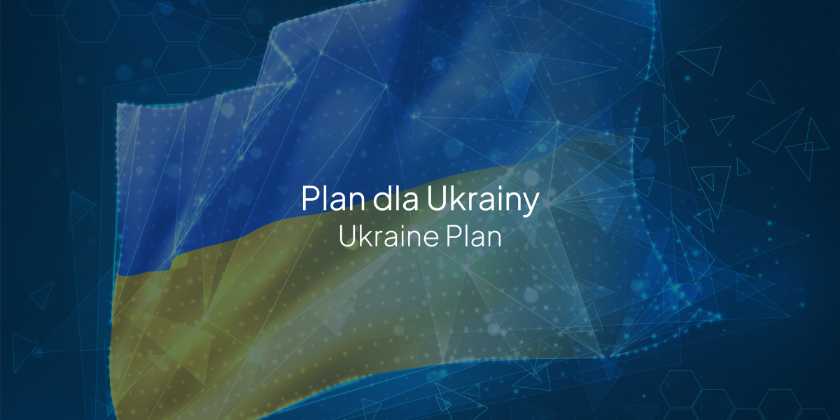 Napis "Plan dla Ukrainy Ukraine Plan" na tle flagi ukraińskiej