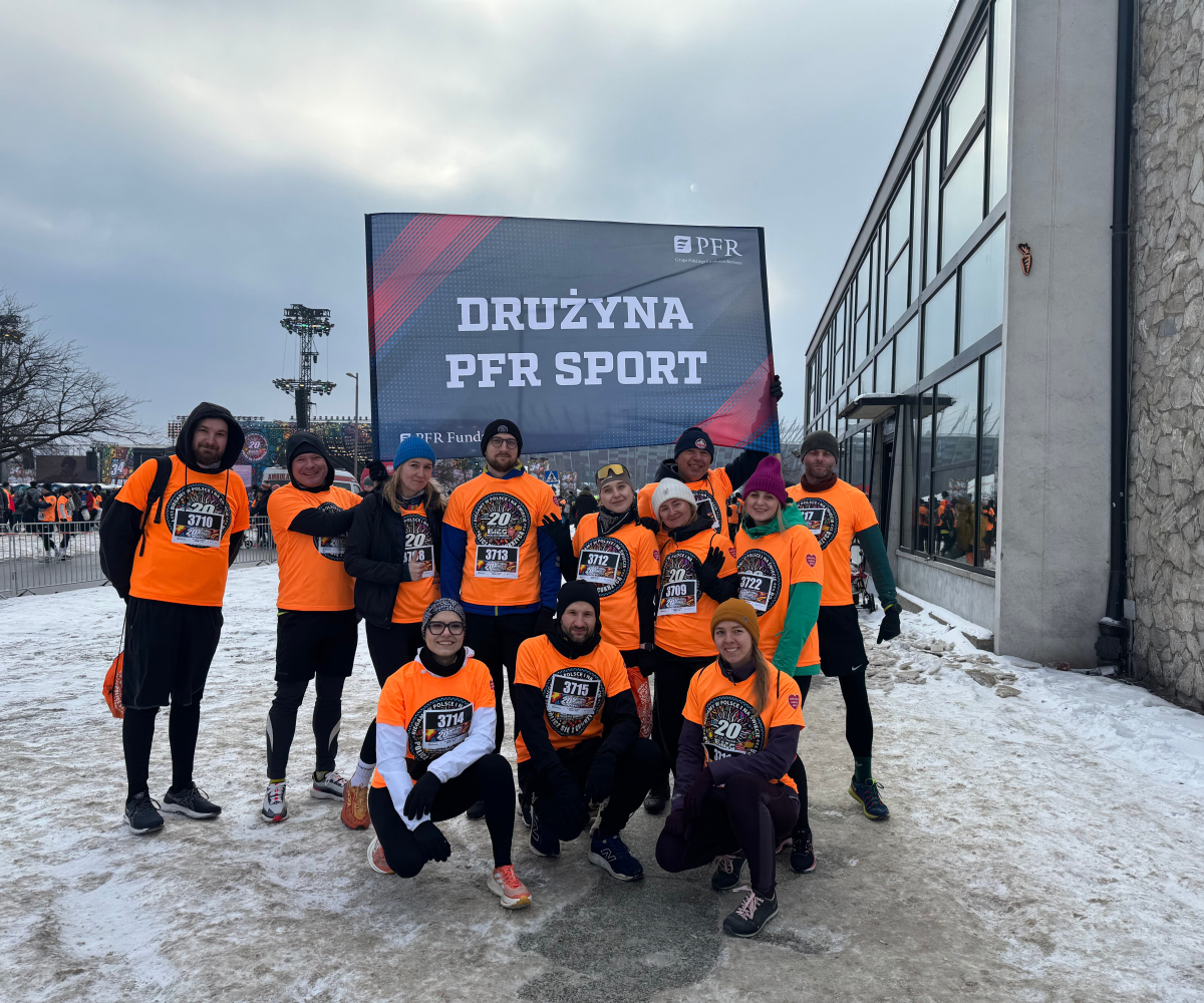 Grupa Biegaczy z GK PFR na biegu WOŚP