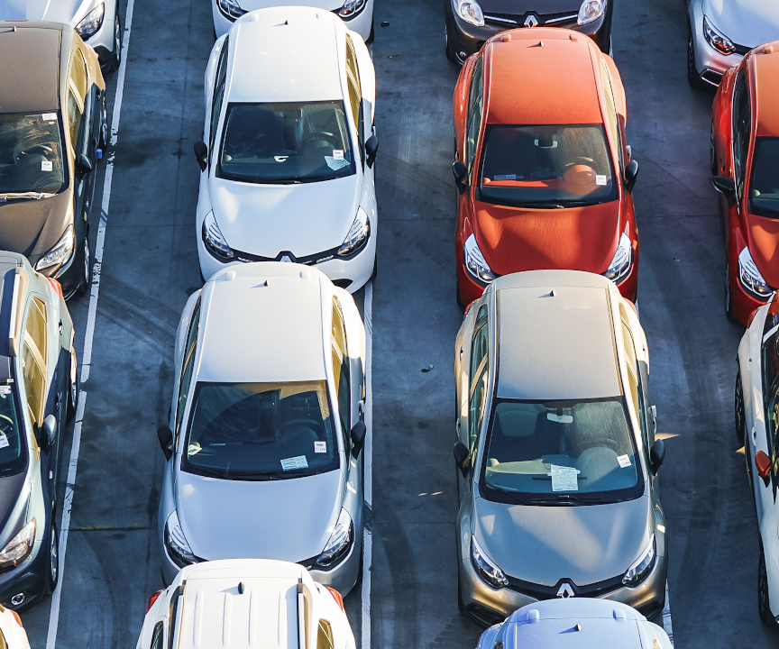 Auta stojące w korku.